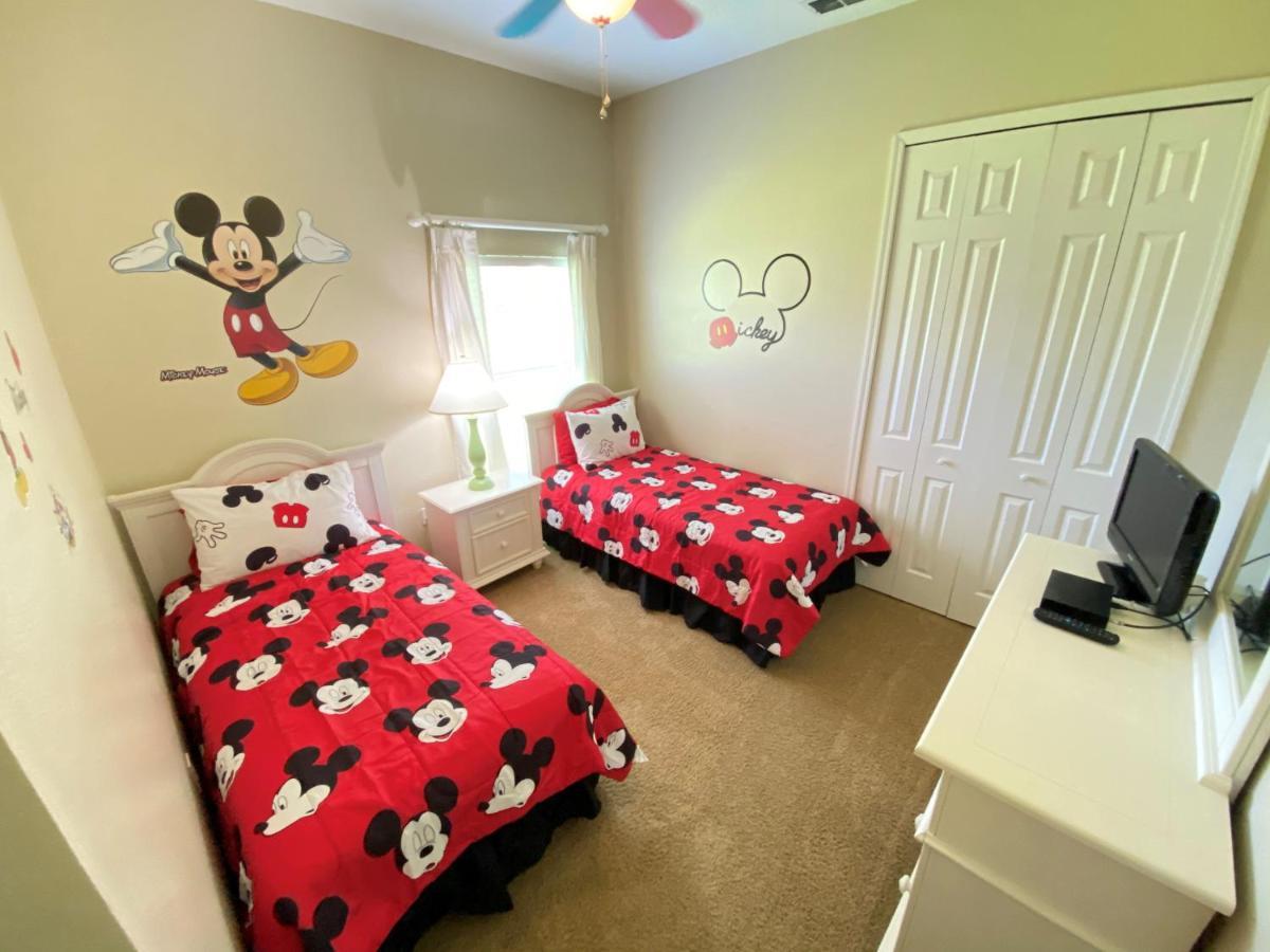 Mickeys Corner - Fantastic 5Br With Large Private Garden Pool Hot Tub Game Room Gas Bbq 2 Miles To Disney Орландо Екстериор снимка
